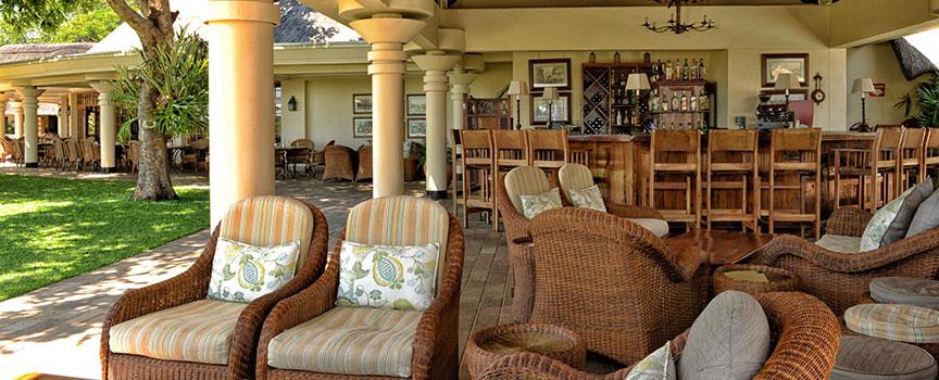ilala lodge hotel zimbabwe lounge bar