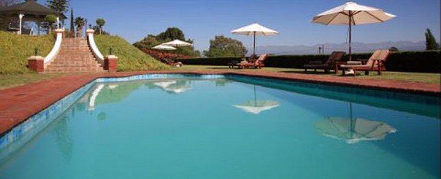 la plume pool area