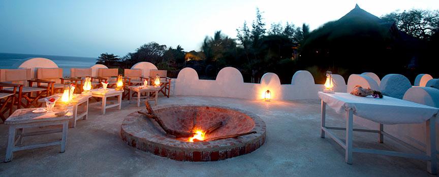 msambweni beach house kenya deck dining