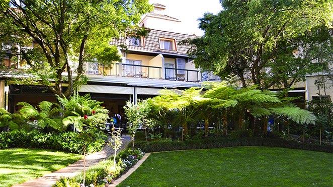 protea hotel balalaika exterior