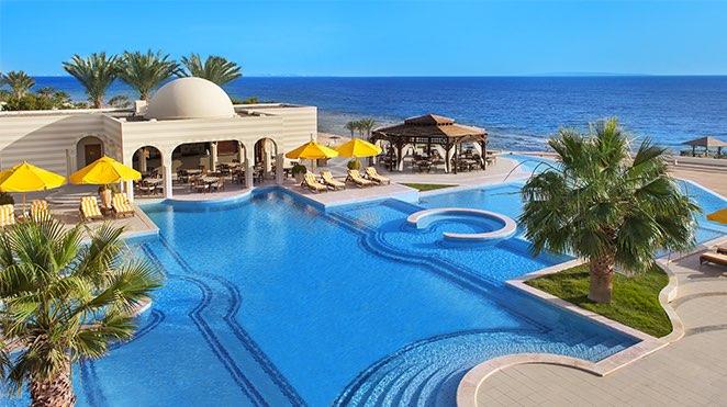 the oberoi mauritius pool exterior