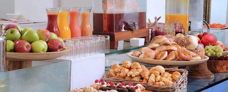 the vineyard hotel breakfast