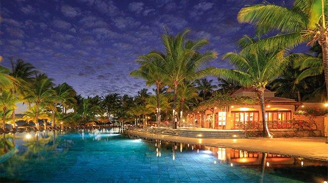 victoria beachcomber resort and spa exterior