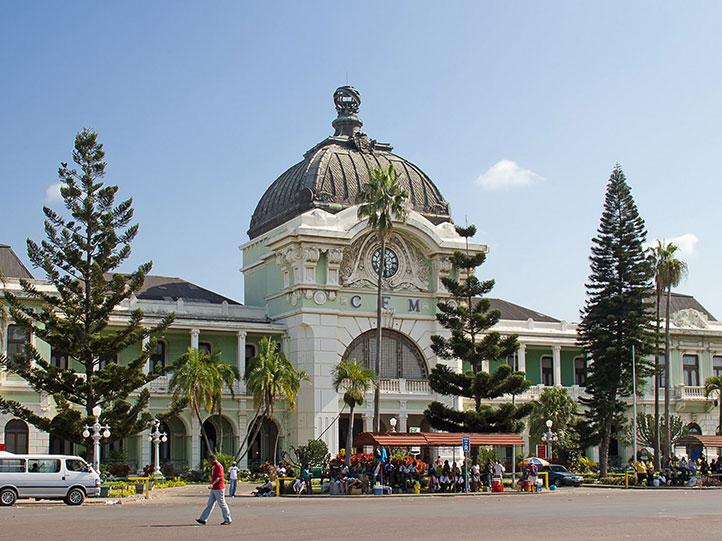 maputo architecture and markets
